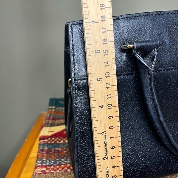 Kate Spade Black Minimalist Crossbody Handle Purse - Picture 8 of 10